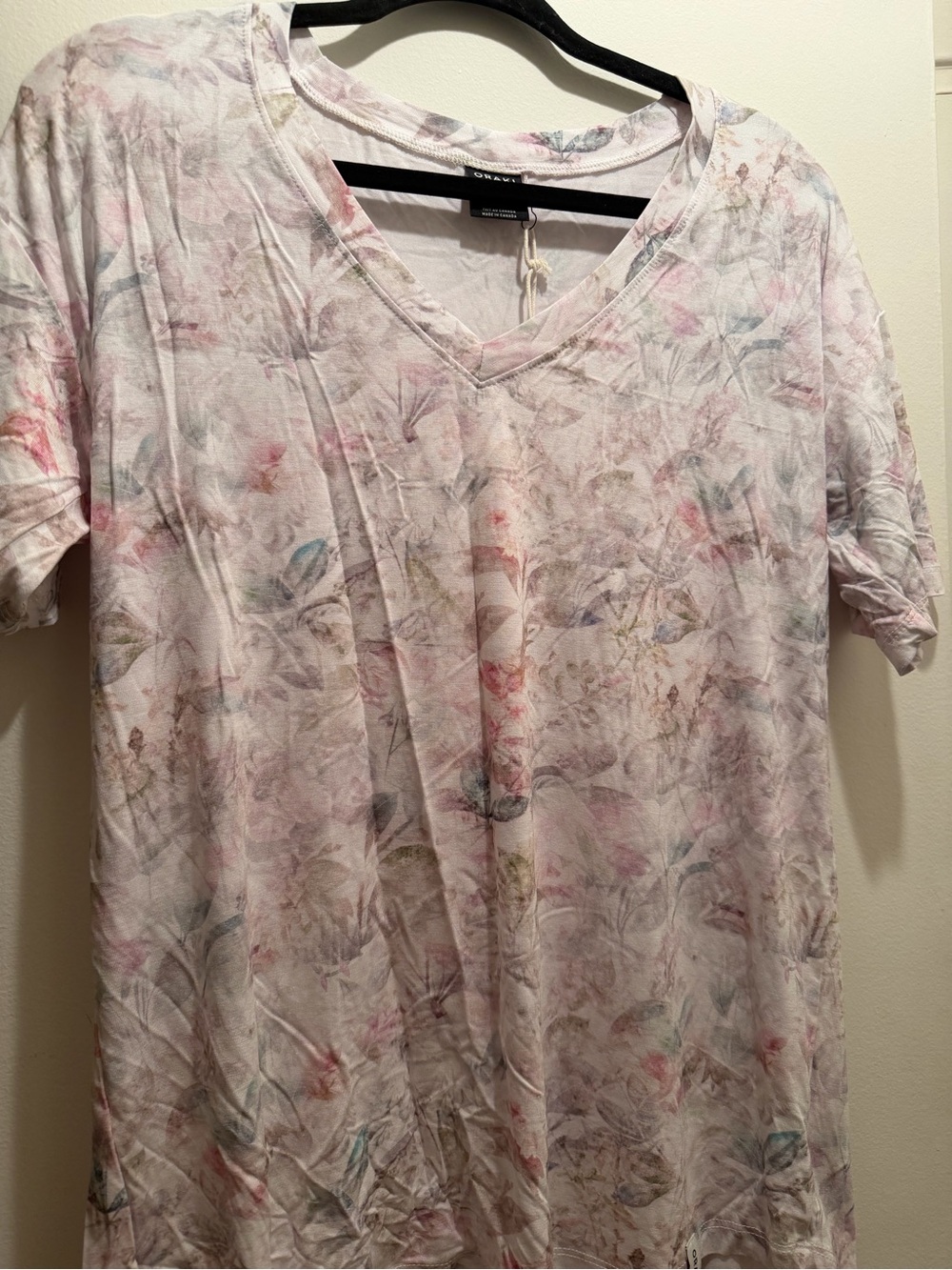 Light Pink Floral V-Neck Short Sleeve Tee
